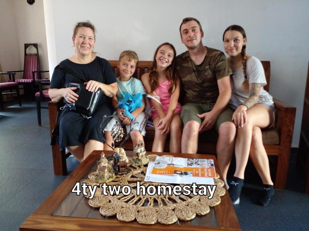 4Ty Two Homestay Galle Luaran gambar