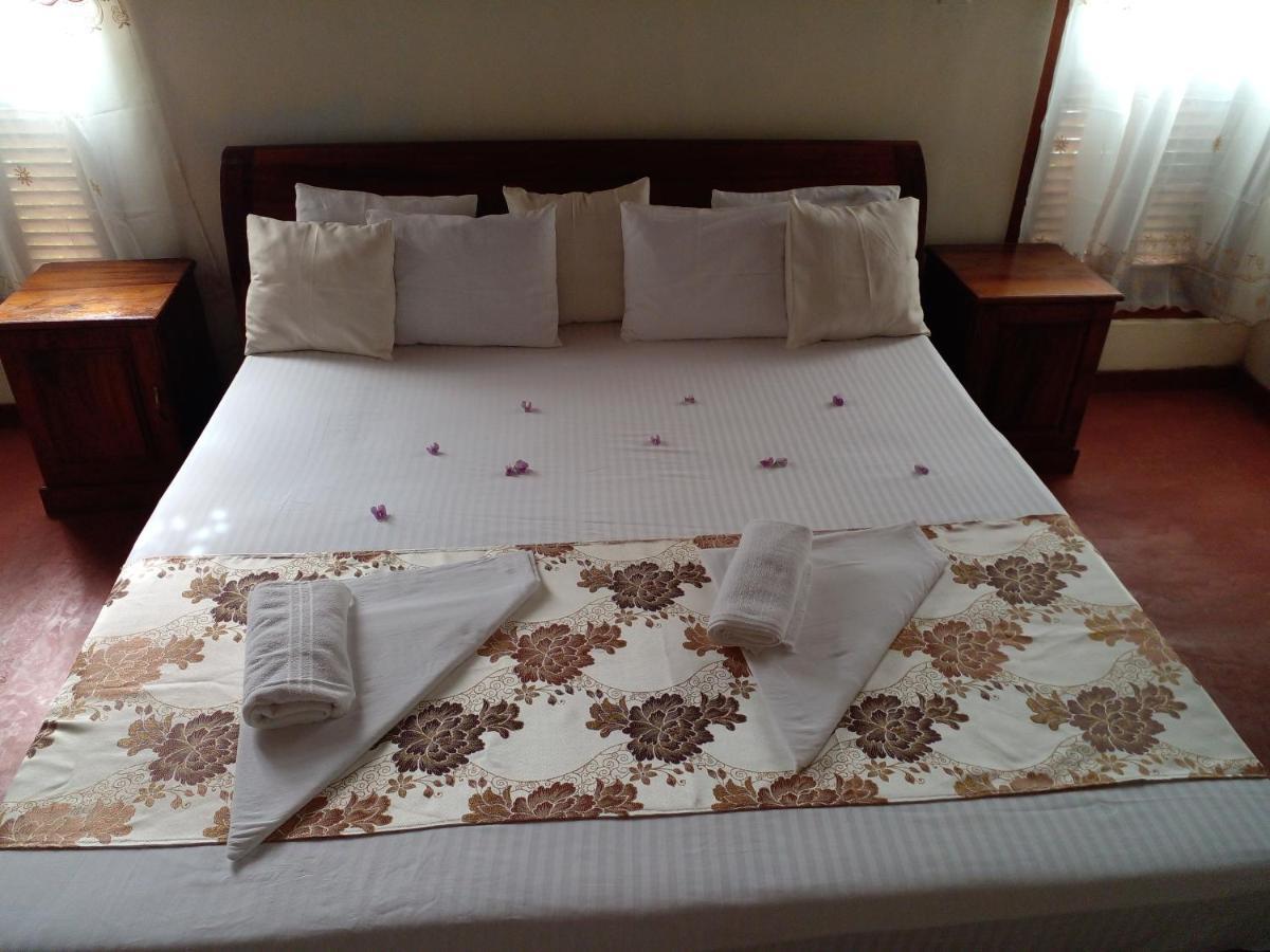 4Ty Two Homestay Galle Luaran gambar