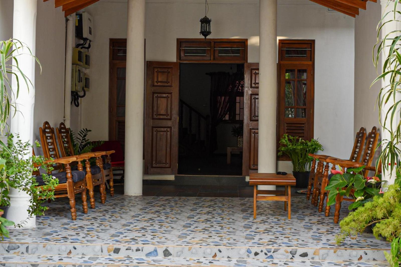 4Ty Two Homestay Galle Luaran gambar