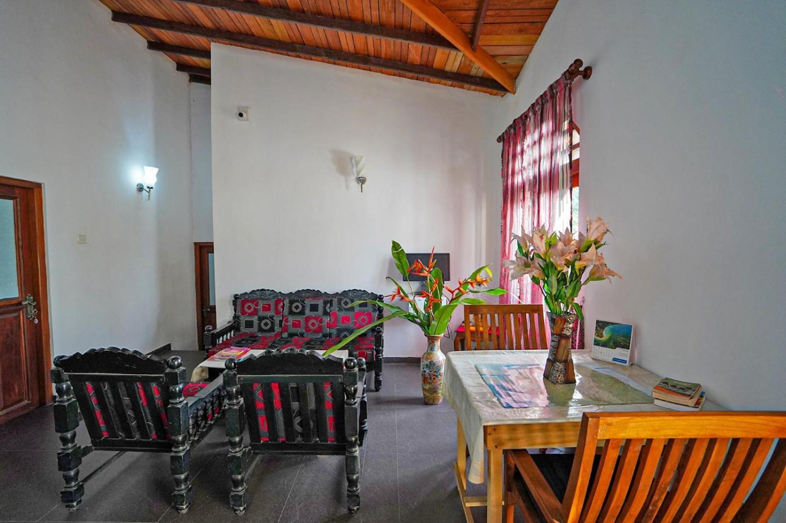 4Ty Two Homestay Galle Luaran gambar