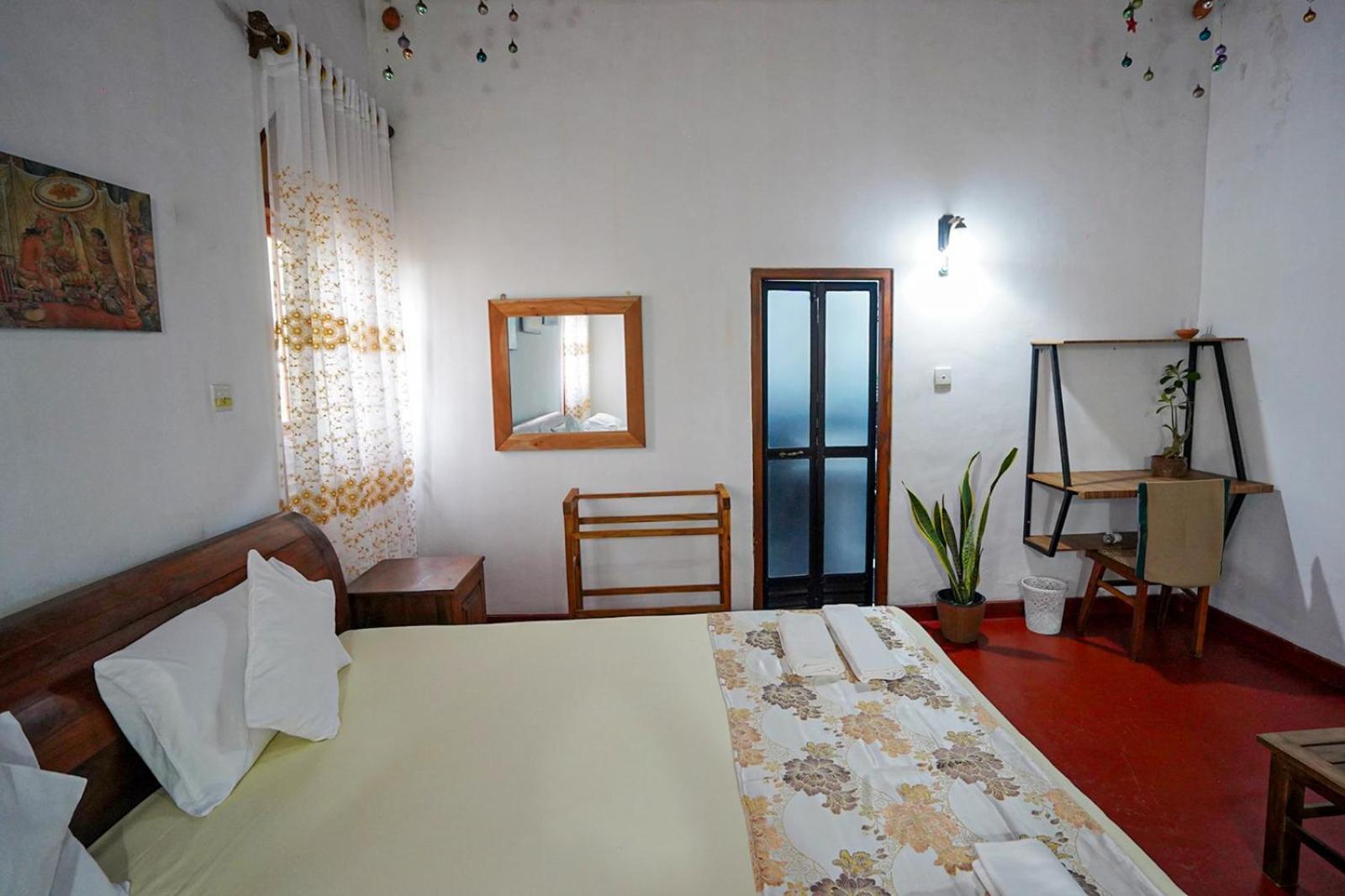 4Ty Two Homestay Galle Luaran gambar