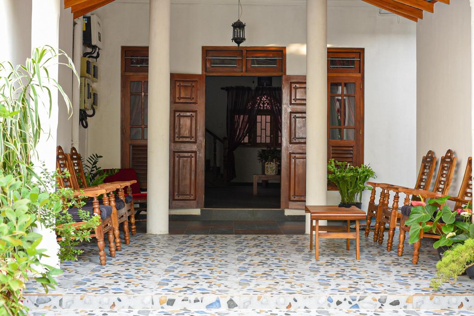 4Ty Two Homestay Galle Luaran gambar
