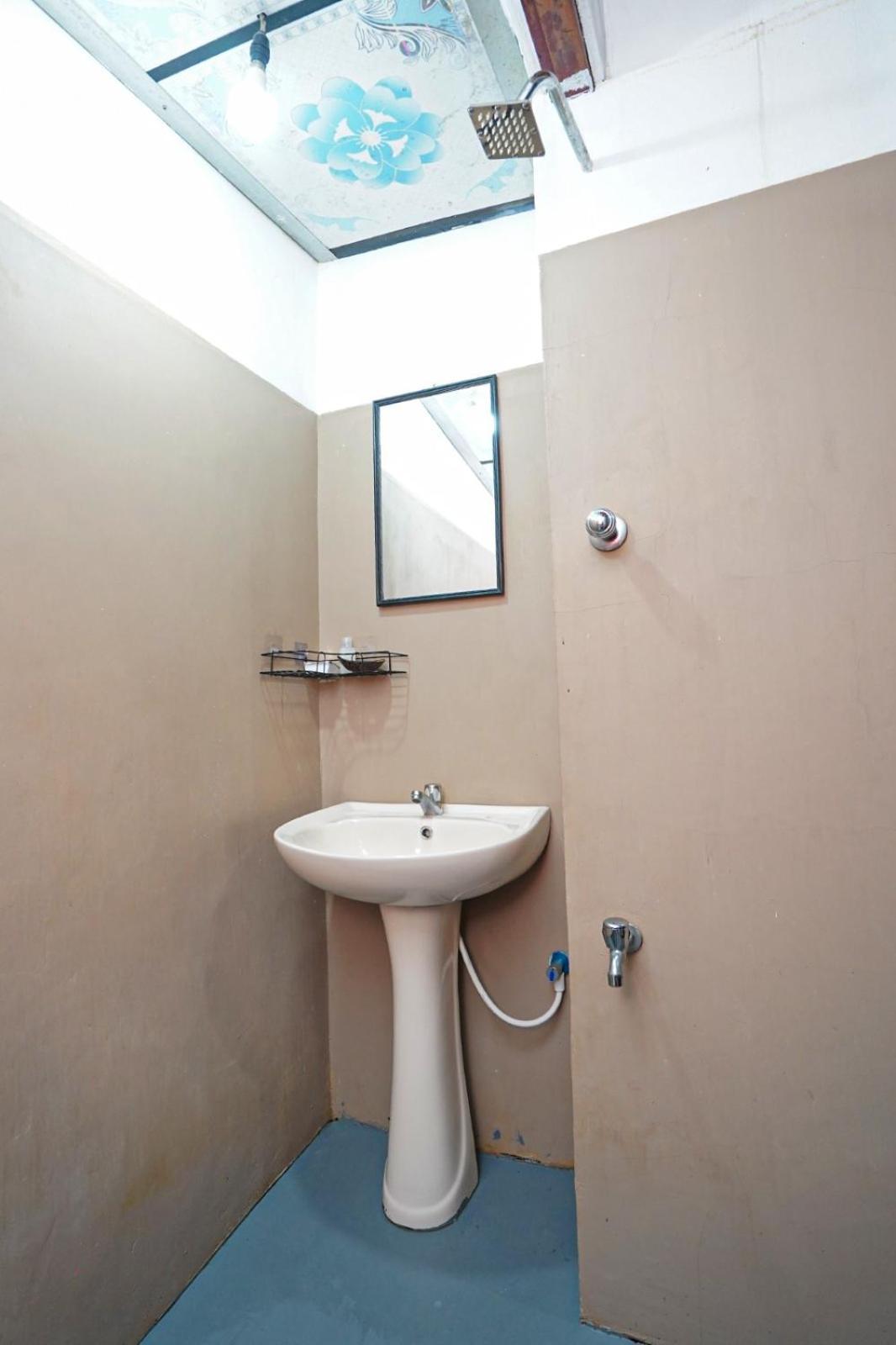 4Ty Two Homestay Galle Luaran gambar