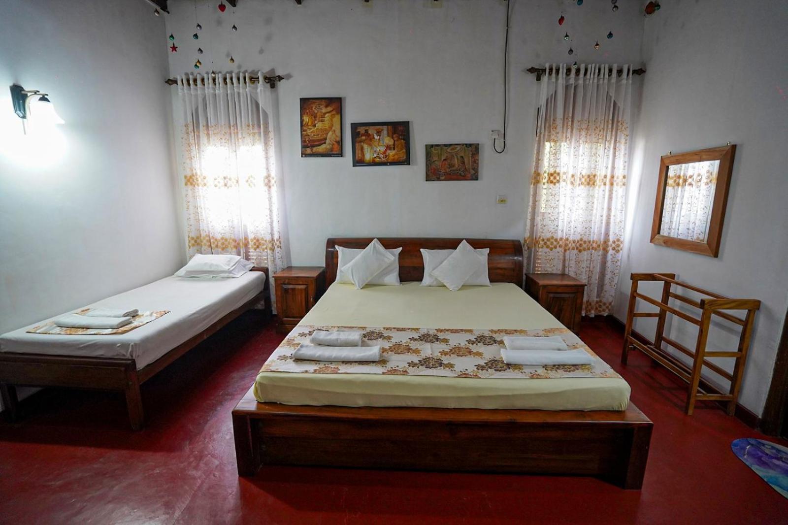 4Ty Two Homestay Galle Luaran gambar