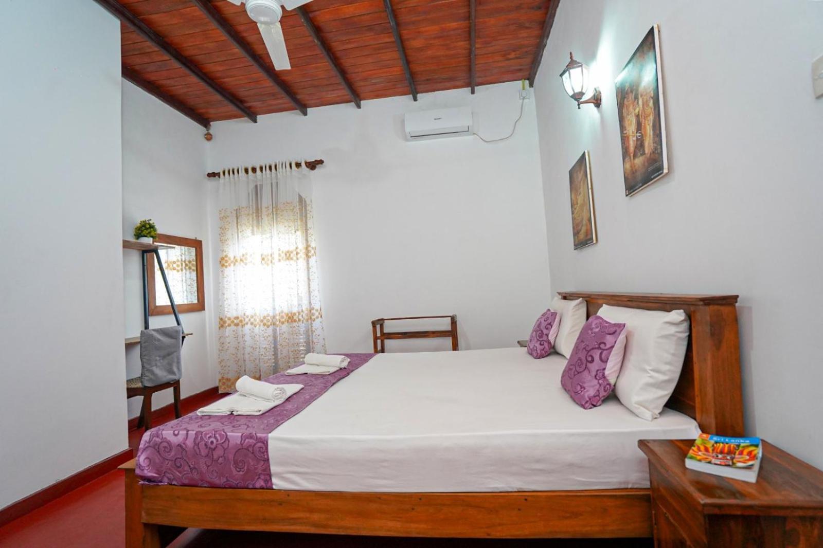 4Ty Two Homestay Galle Luaran gambar