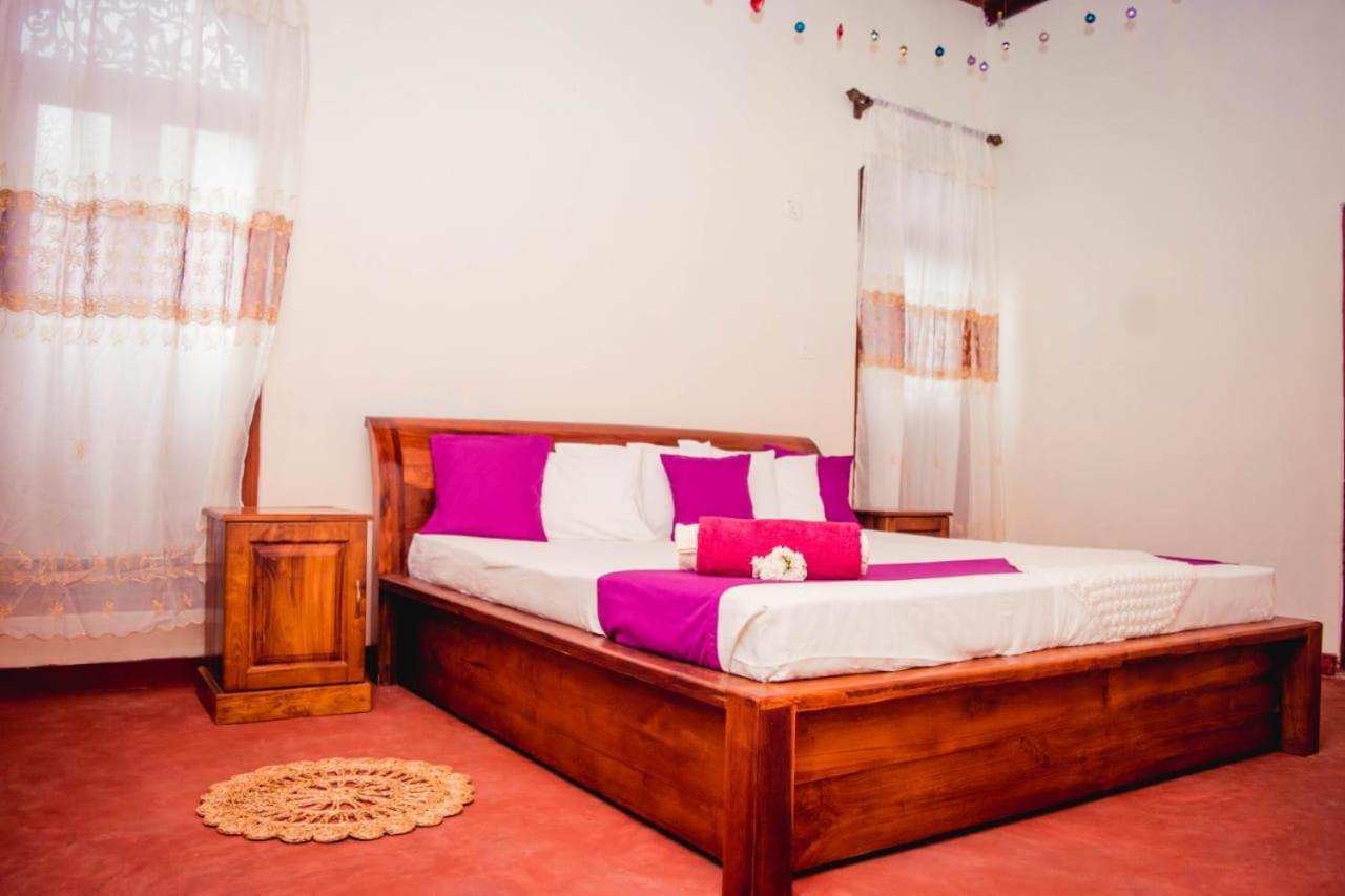 4Ty Two Homestay Galle Luaran gambar