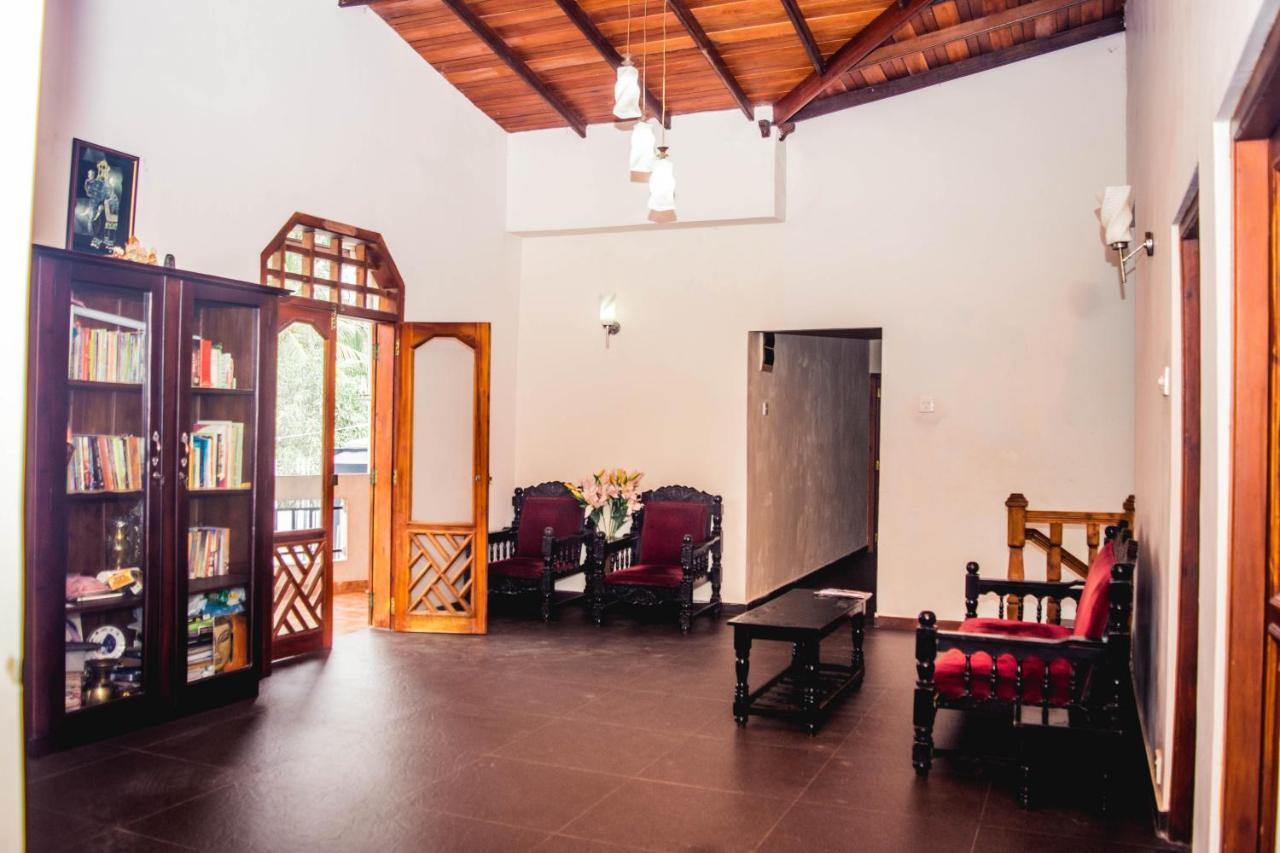 4Ty Two Homestay Galle Luaran gambar