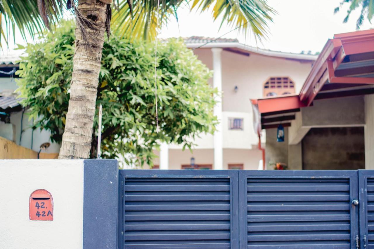 4Ty Two Homestay Galle Luaran gambar