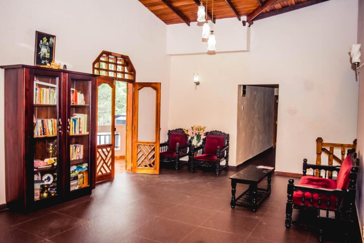 4Ty Two Homestay Galle Luaran gambar