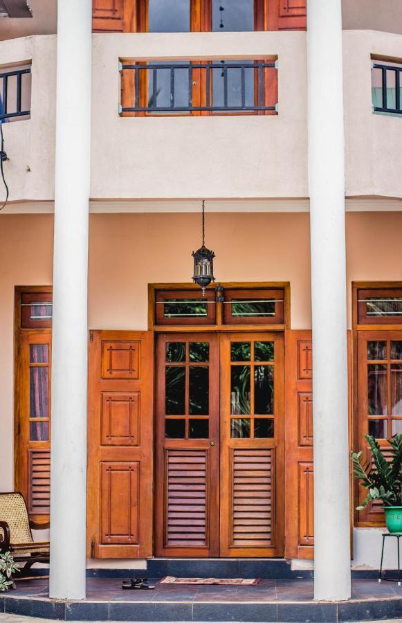 4Ty Two Homestay Galle Luaran gambar